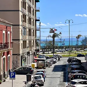 https://happy-home.catania-hotels.net