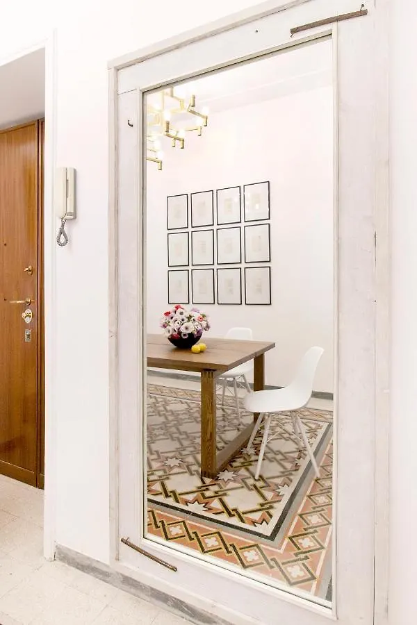 Apartment Modern Comfort, Poetic Charm