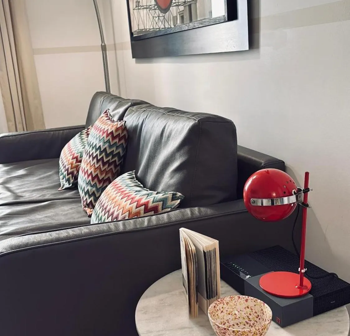 Modern Comfort, Poetic Charm Rzym Włochy